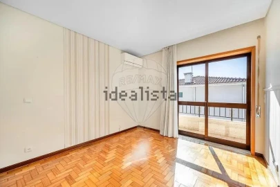 Moradia T4 para Venda em Braga (Maximinos, Sé e Cividade)