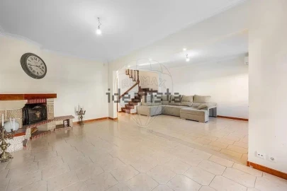 Moradia T4 para Venda em Braga (Maximinos, Sé e Cividade)