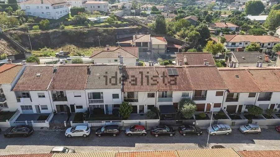 Moradia T4 para Venda em Braga (Maximinos, Sé e Cividade) Foto 37