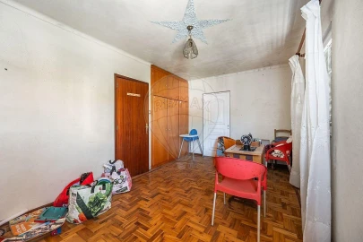 Moradia T3 para Venda em Sobradelo da Goma