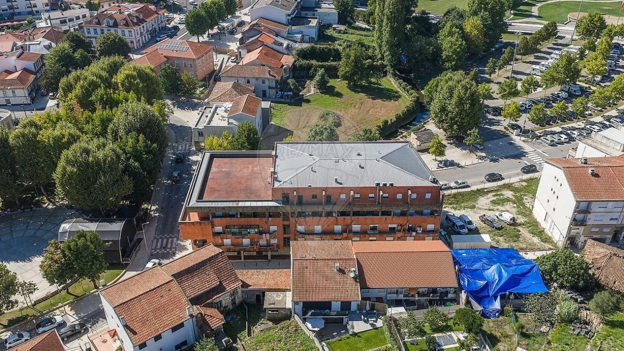 Apartamento T3 para Venda em Povoa de Lanhoso (N. Senhora do Amparo) Foto 3