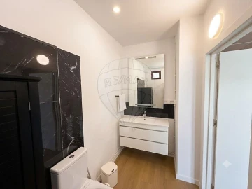 Apartamento T3 para Venda em Candoso Santiago e Mascotelos