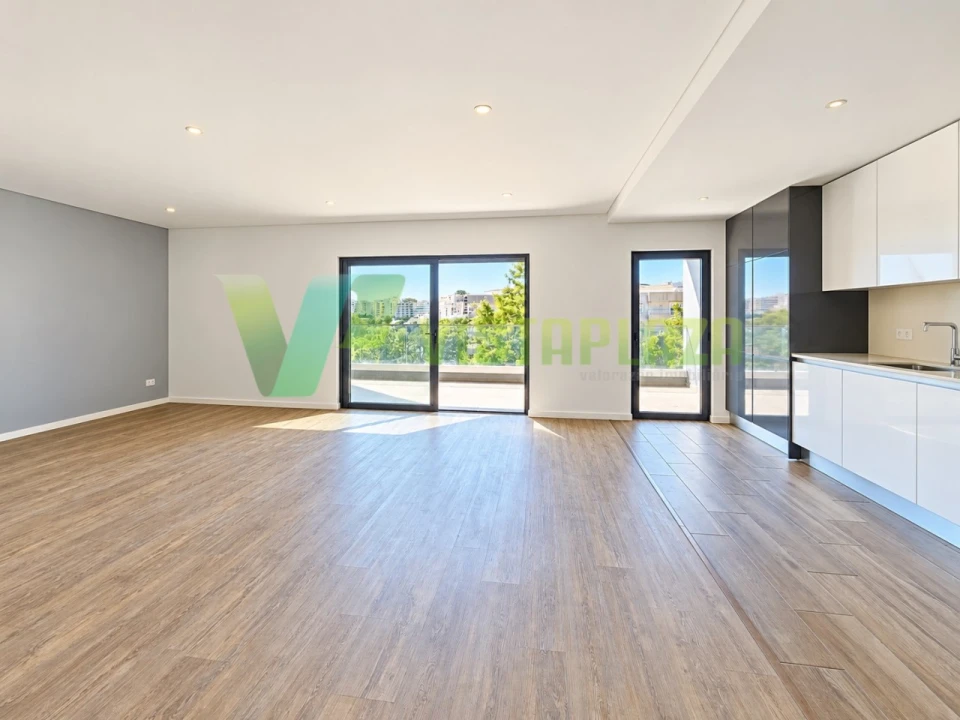 Apartamento T3 para Venda em Portimão Foto 5