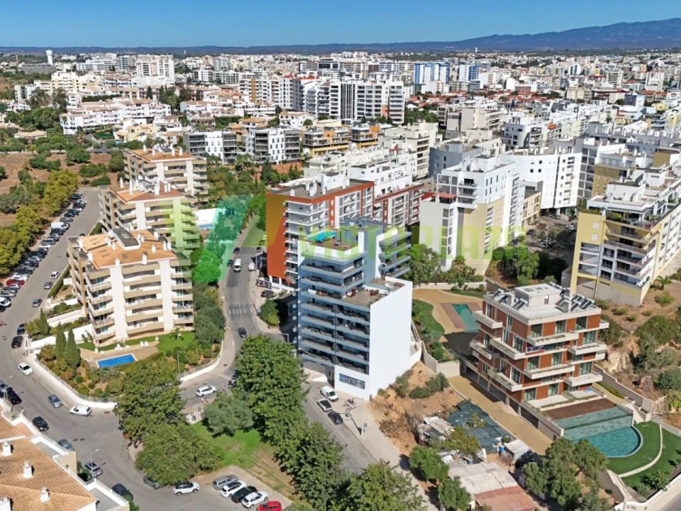 Apartamento T3 para Venda em Portimão Foto 25