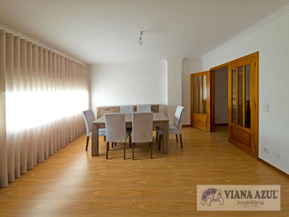 Apartamento T3 para Venda em Santa Maria Maior e Monserrate e Meadela Foto 2