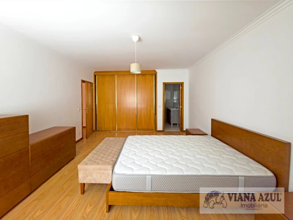 Apartamento T3 para Venda em Santa Maria Maior e Monserrate e Meadela Foto 7
