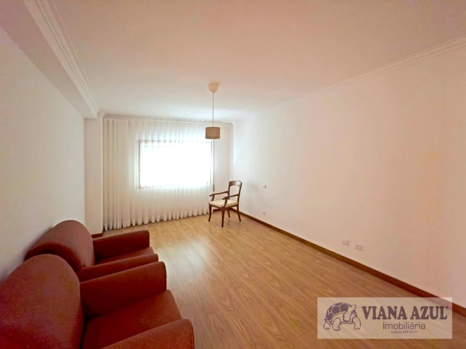 Apartamento T3 para Venda em Santa Maria Maior e Monserrate e Meadela Foto 11