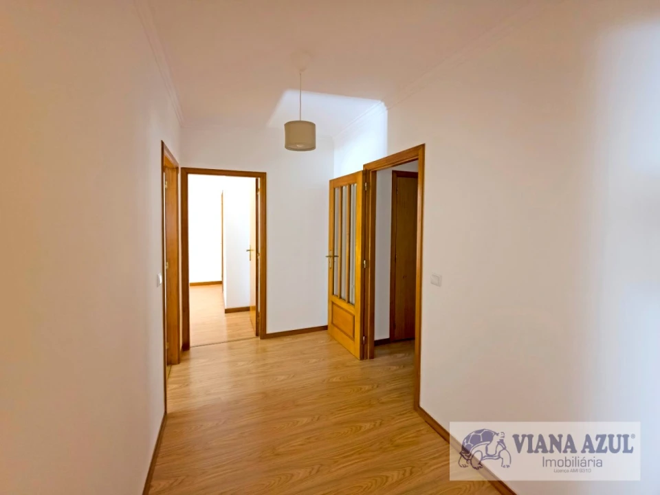 Apartamento T3 para Venda em Santa Maria Maior e Monserrate e Meadela Foto 17