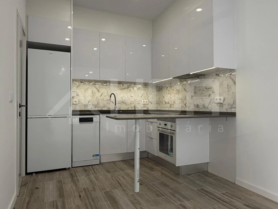 Apartamento T1 para Venda em Baixa da Banheira e Vale da Amoreira Foto 5