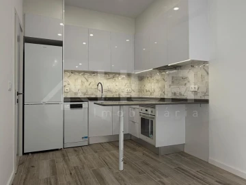 Apartamento T1 para Venda em Baixa da Banheira e Vale da Amoreira