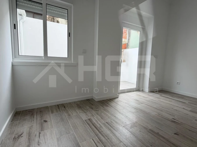 Apartamento T1 para Venda em Baixa da Banheira e Vale da Amoreira Foto 16