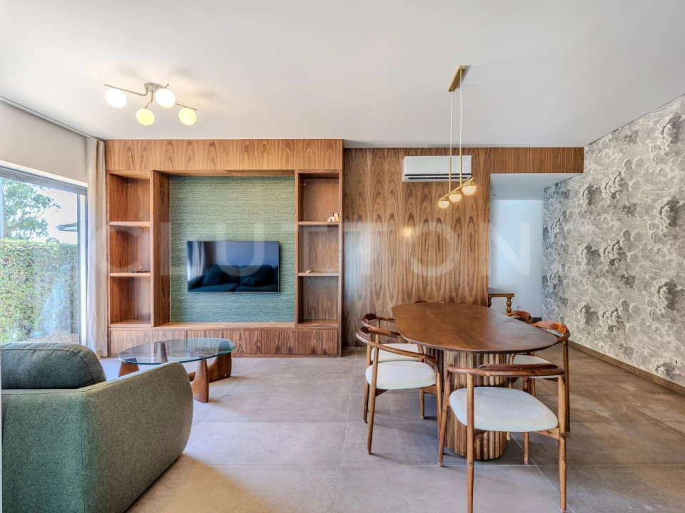 Apartamento T2 para Venda em Quarteira Foto 2