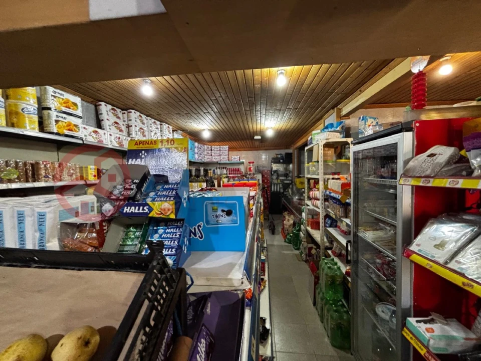 Prédio para Venda em Póvoa de Santo Adrião e Olival Basto Foto 4