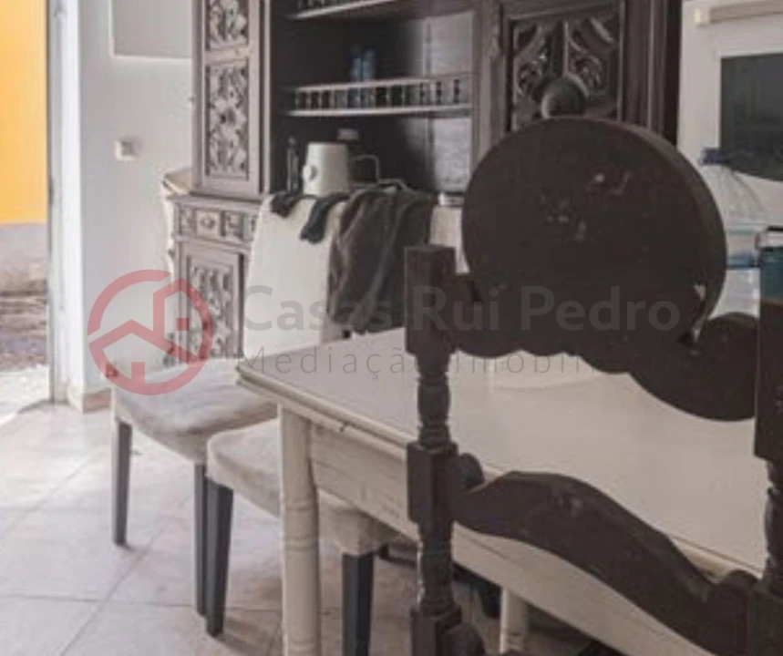 Prédio para Venda em Póvoa de Santo Adrião e Olival Basto Foto 9