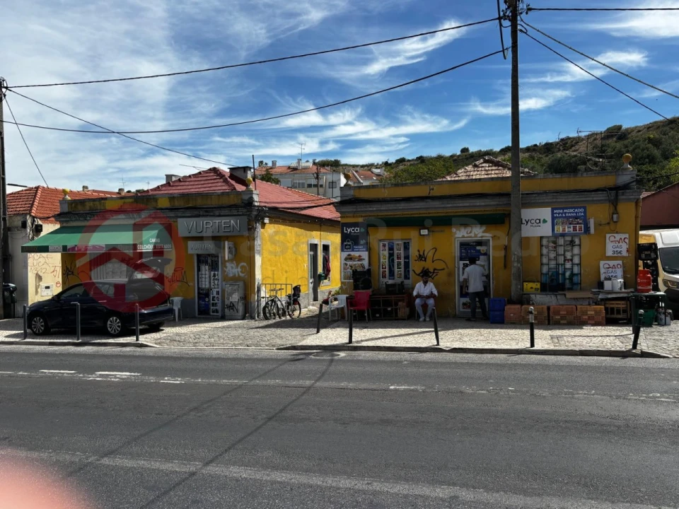 Prédio para Venda em Póvoa de Santo Adrião e Olival Basto Foto 33