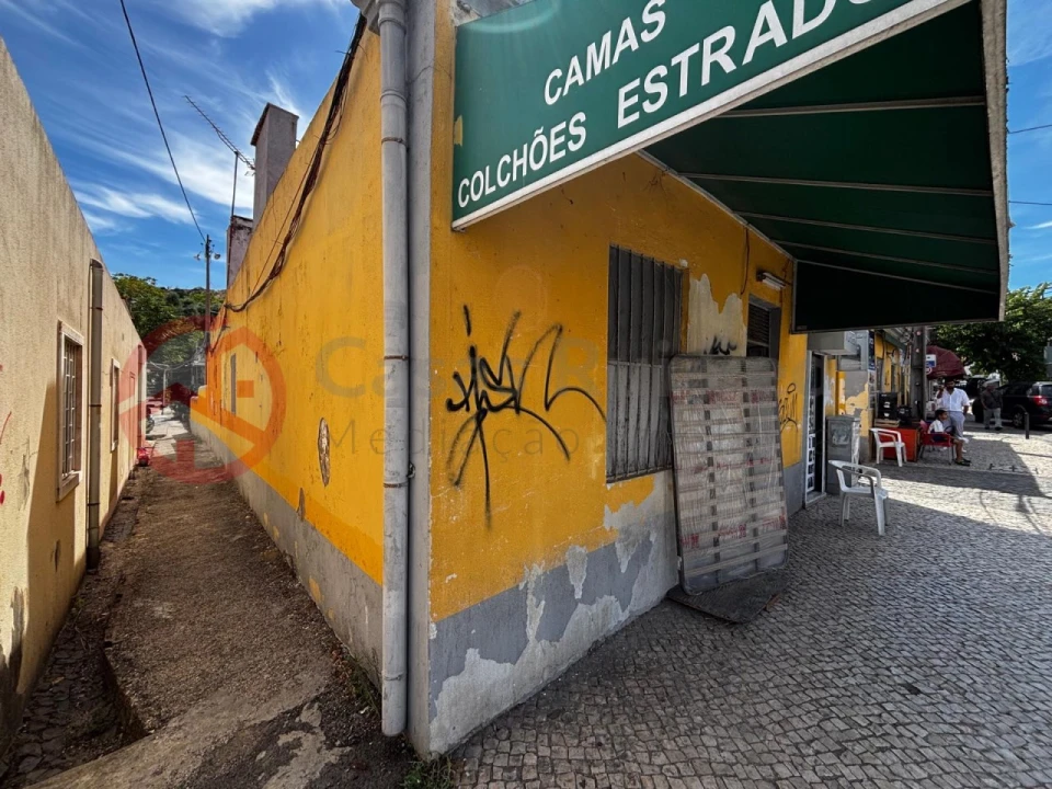 Prédio para Venda em Póvoa de Santo Adrião e Olival Basto Foto 35