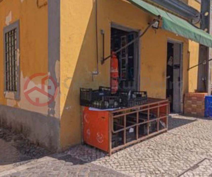 Prédio para Venda em Póvoa de Santo Adrião e Olival Basto Foto 44
