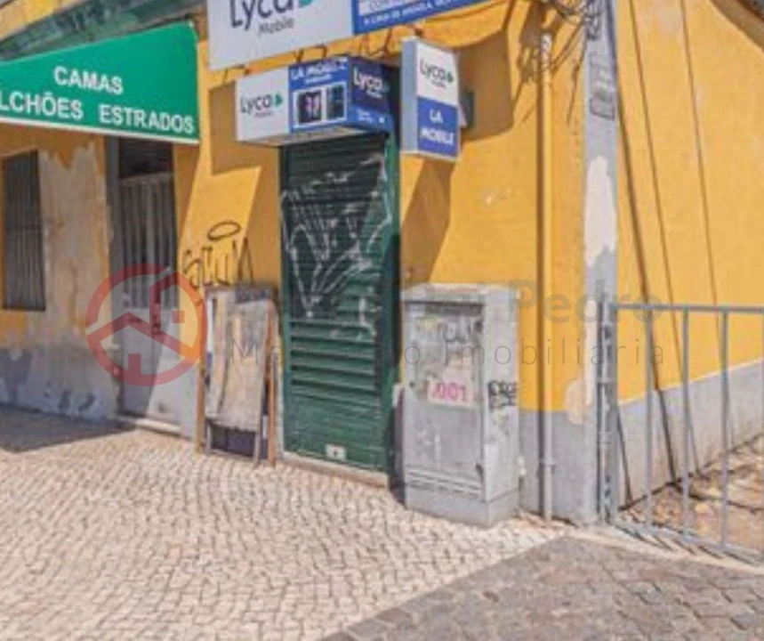 Prédio para Venda em Póvoa de Santo Adrião e Olival Basto Foto 46