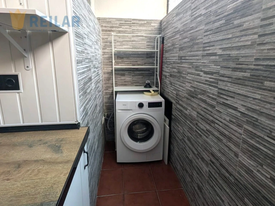 Apartamento T2 para Arrendamento em Sacavém e Prior Velho Foto 7
