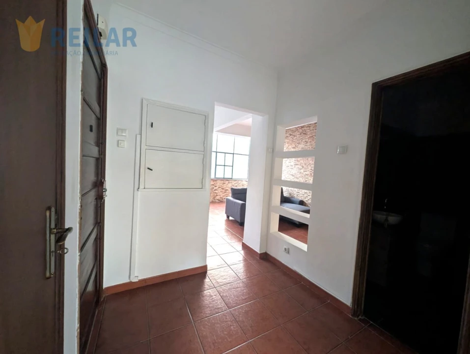 Apartamento T2 para Arrendamento em Sacavém e Prior Velho Foto 8
