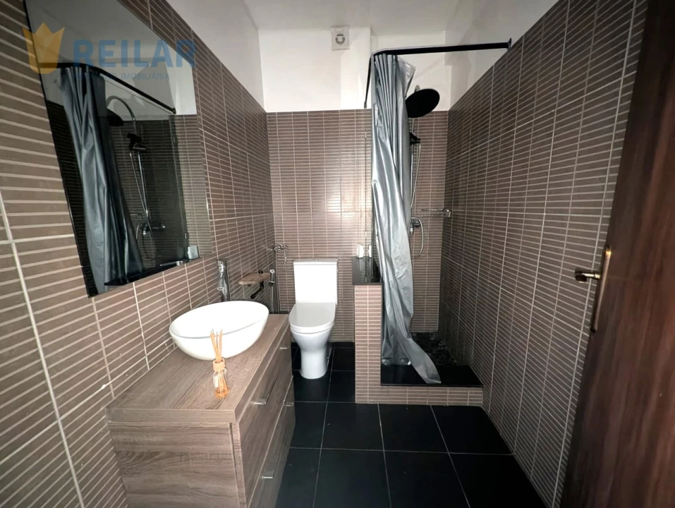 Apartamento T2 para Arrendamento em Sacavém e Prior Velho Foto 14