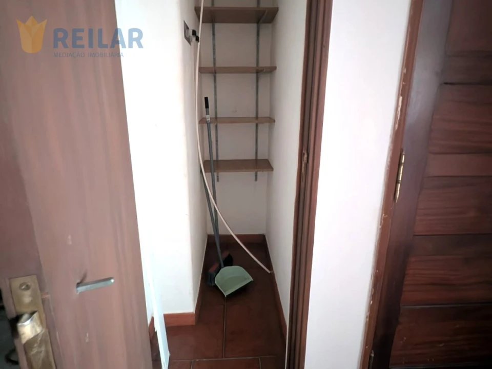 Apartamento T2 para Arrendamento em Sacavém e Prior Velho Foto 16