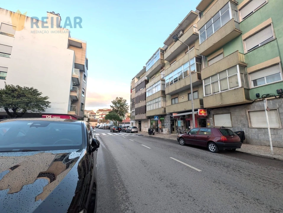 Apartamento T2 para Arrendamento em Sacavém e Prior Velho Foto 21