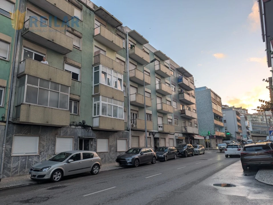 Apartamento T2 para Arrendamento em Sacavém e Prior Velho Foto 22