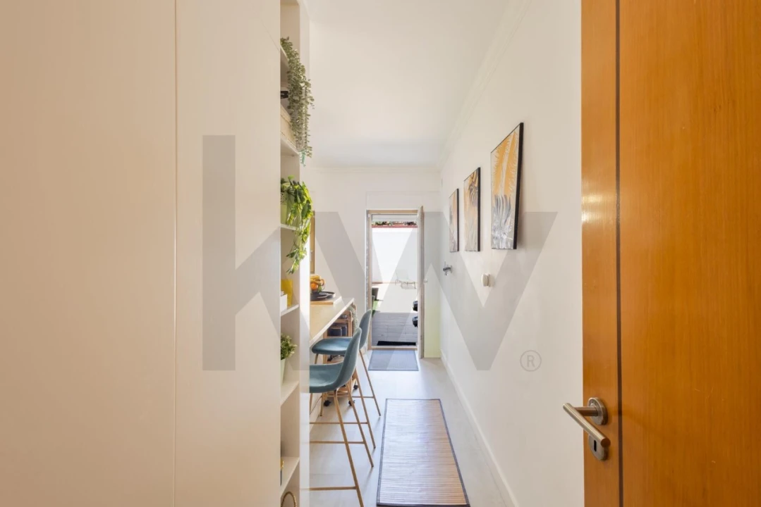 Apartamento T2 para Venda em São Domingos de Rana Foto 8