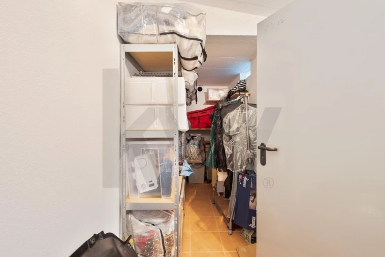 Apartamento T2 para Venda em São Domingos de Rana Foto 28