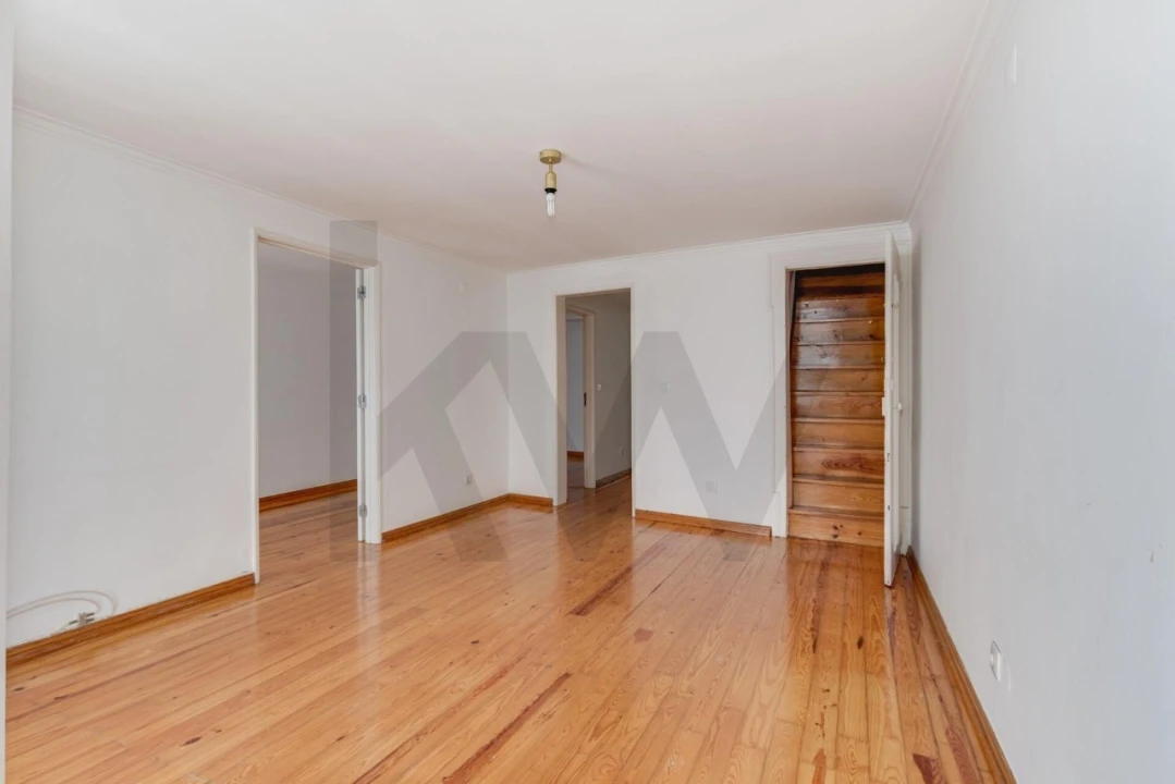Apartamento T3 para Venda em Misericórdia Foto 4