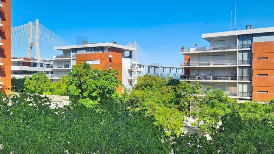 Apartamento T4 para Venda em Parque das Nações