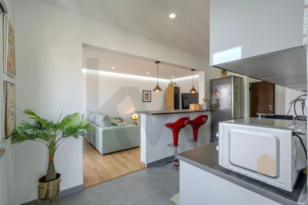 Apartamento T2 para Venda em Santo António dos Cavaleiros e Frielas Foto 9