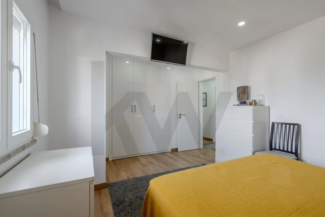 Apartamento T2 para Venda em Santo António dos Cavaleiros e Frielas Foto 22