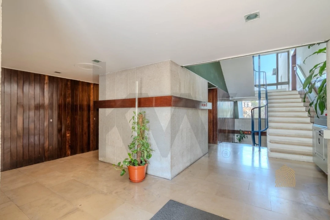 Apartamento T2 para Venda em Santo António dos Cavaleiros e Frielas Foto 35