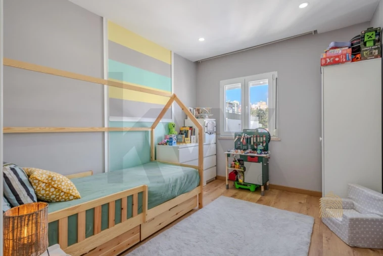 Apartamento T2 para Venda em Santo António dos Cavaleiros e Frielas Foto 24