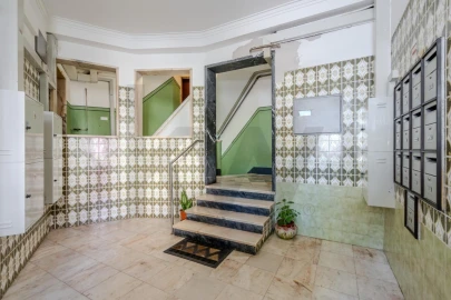 Apartamento T2 para Venda em Carnaxide e Queijas