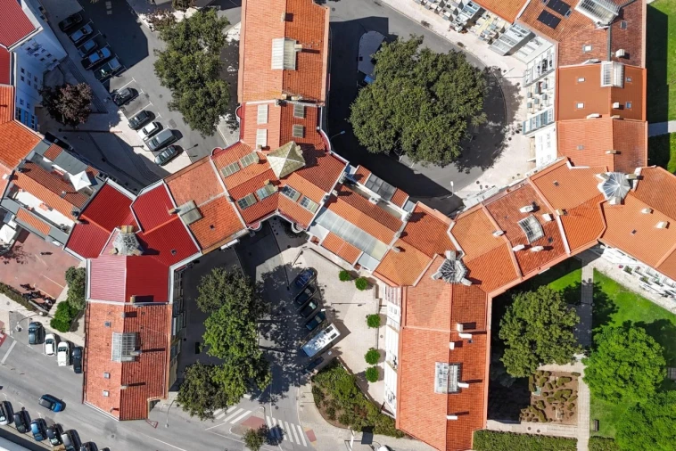 Apartamento T2 para Venda em Carnaxide e Queijas Foto 33