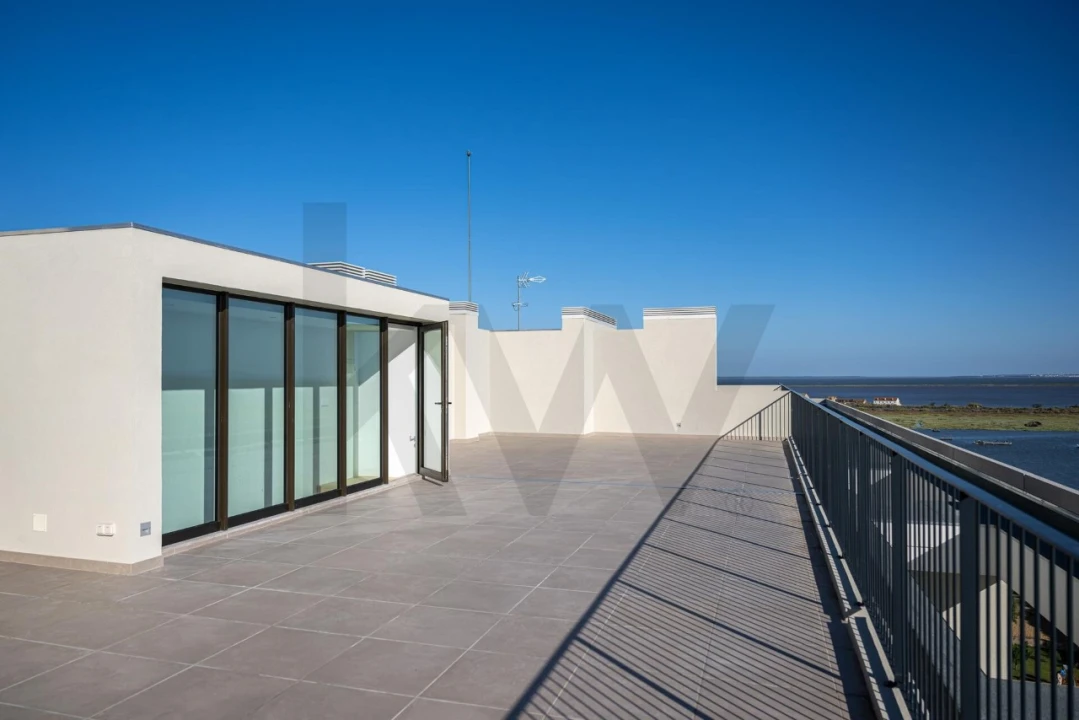 Apartamento T3 para Venda em Póvoa de Santa Iria e Forte da Casa Foto 6