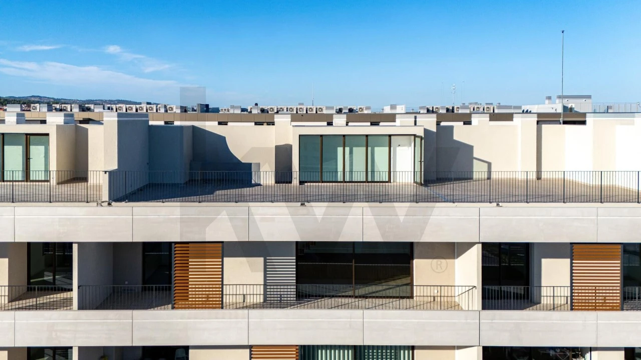 Apartamento T3 para Venda em Póvoa de Santa Iria e Forte da Casa Foto 9