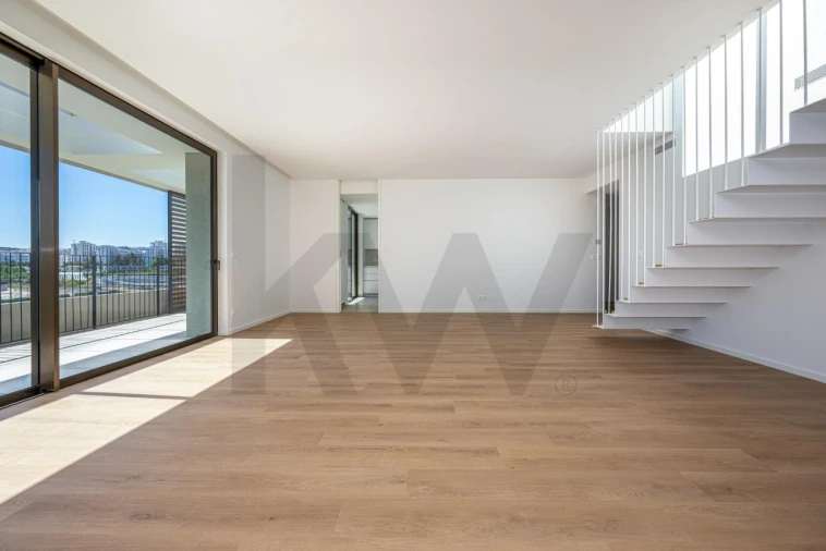 Apartamento T3 para Venda em Póvoa de Santa Iria e Forte da Casa Foto 11