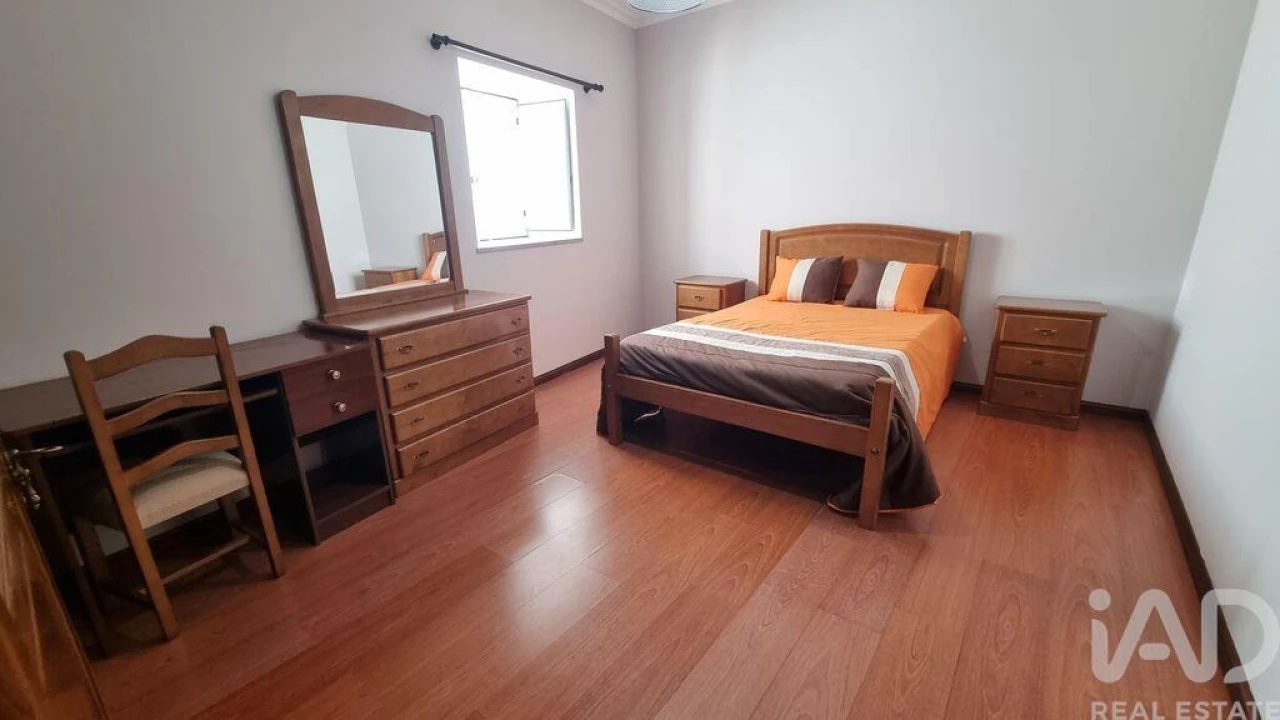 Moradia T2 para Venda em Rapa e Cadafaz Foto 29