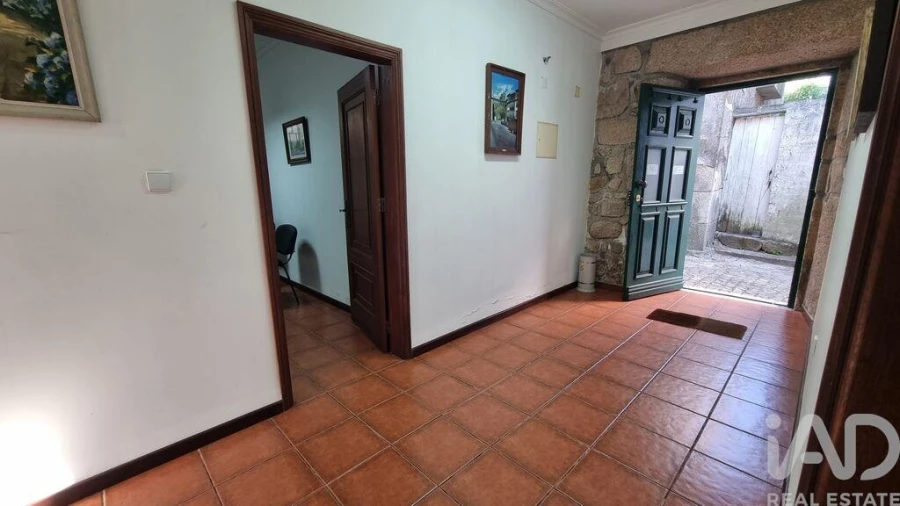Moradia T2 para Venda em Rapa e Cadafaz Foto 37