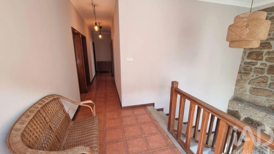 Moradia T2 para Venda em Rapa e Cadafaz Foto 10