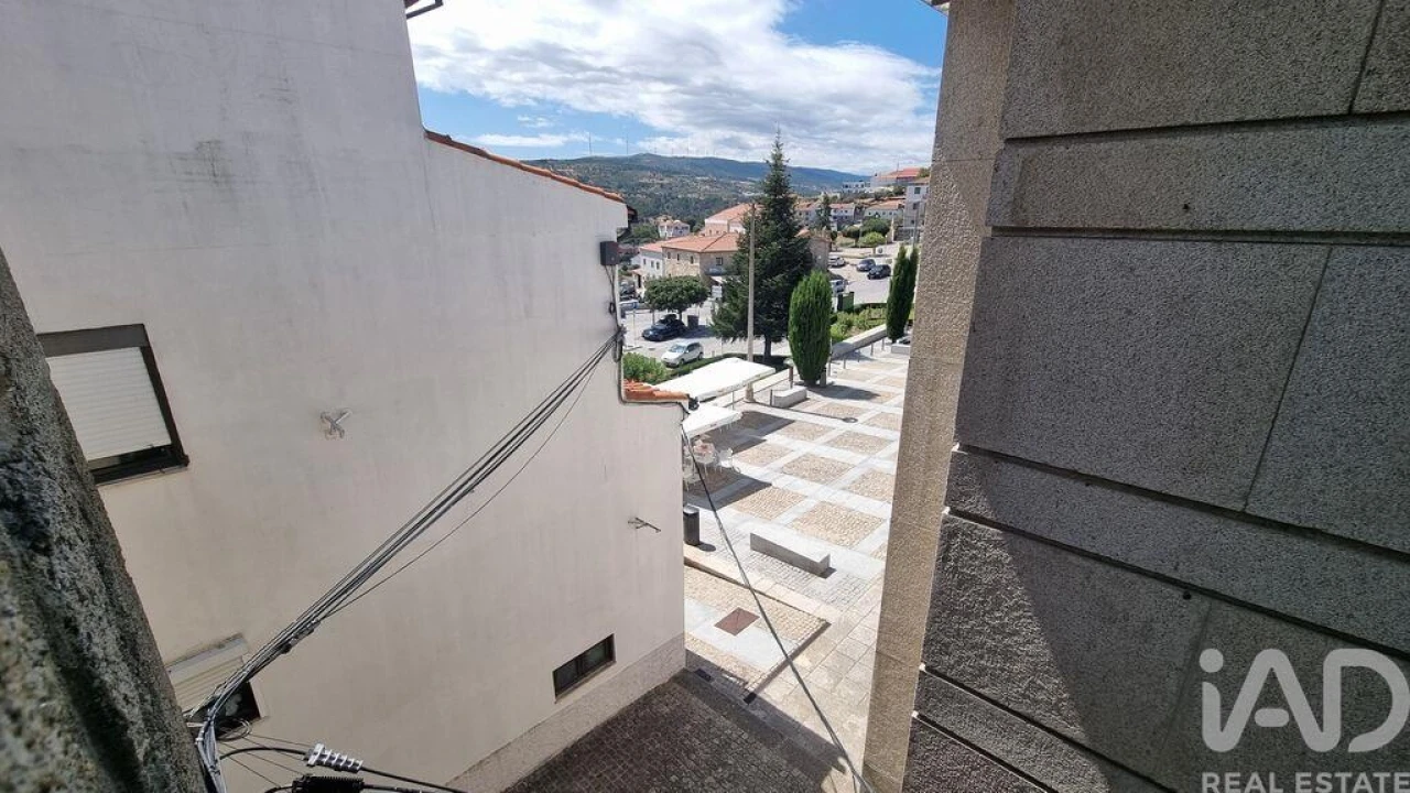 Moradia T2 para Venda em Rapa e Cadafaz Foto 16