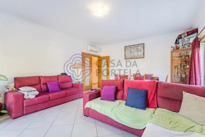 Apartamento T4 para Venda em Portimão