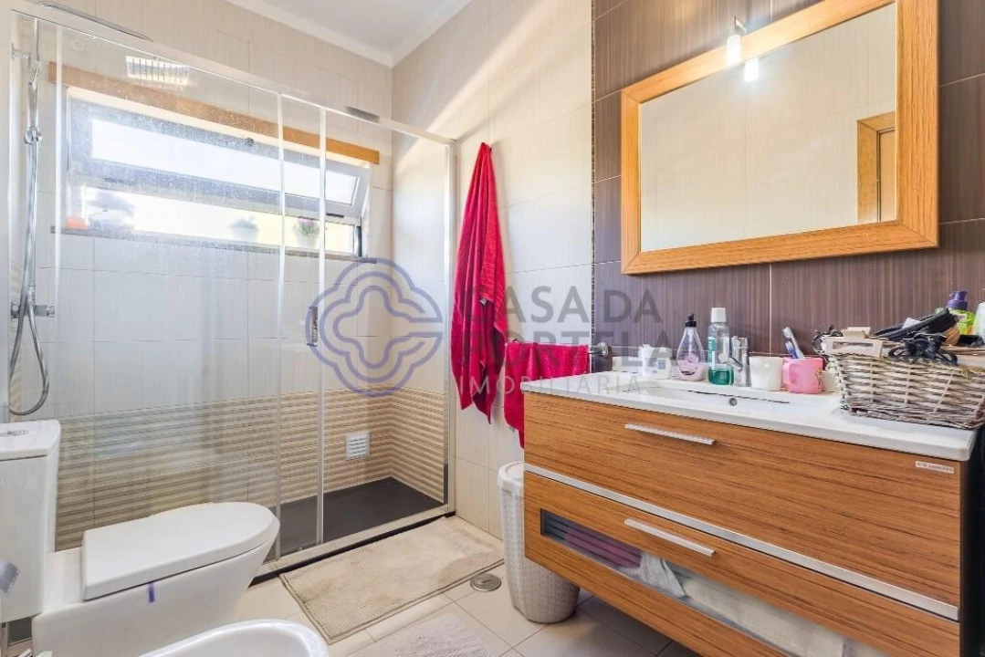 Apartamento T4 para Venda em Portimão Foto 22