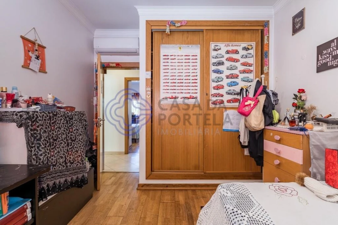 Apartamento T4 para Venda em Portimão Foto 18