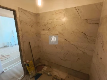 Apartamento T4 para Venda em Charneca de Caparica e Sobreda