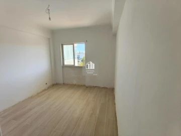 Apartamento T4 para Venda em Charneca de Caparica e Sobreda